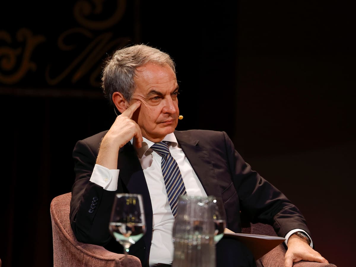 Zapatero garantiza tener una "gran confianza" en Delcy Rodríguez a su llegada a Caracas