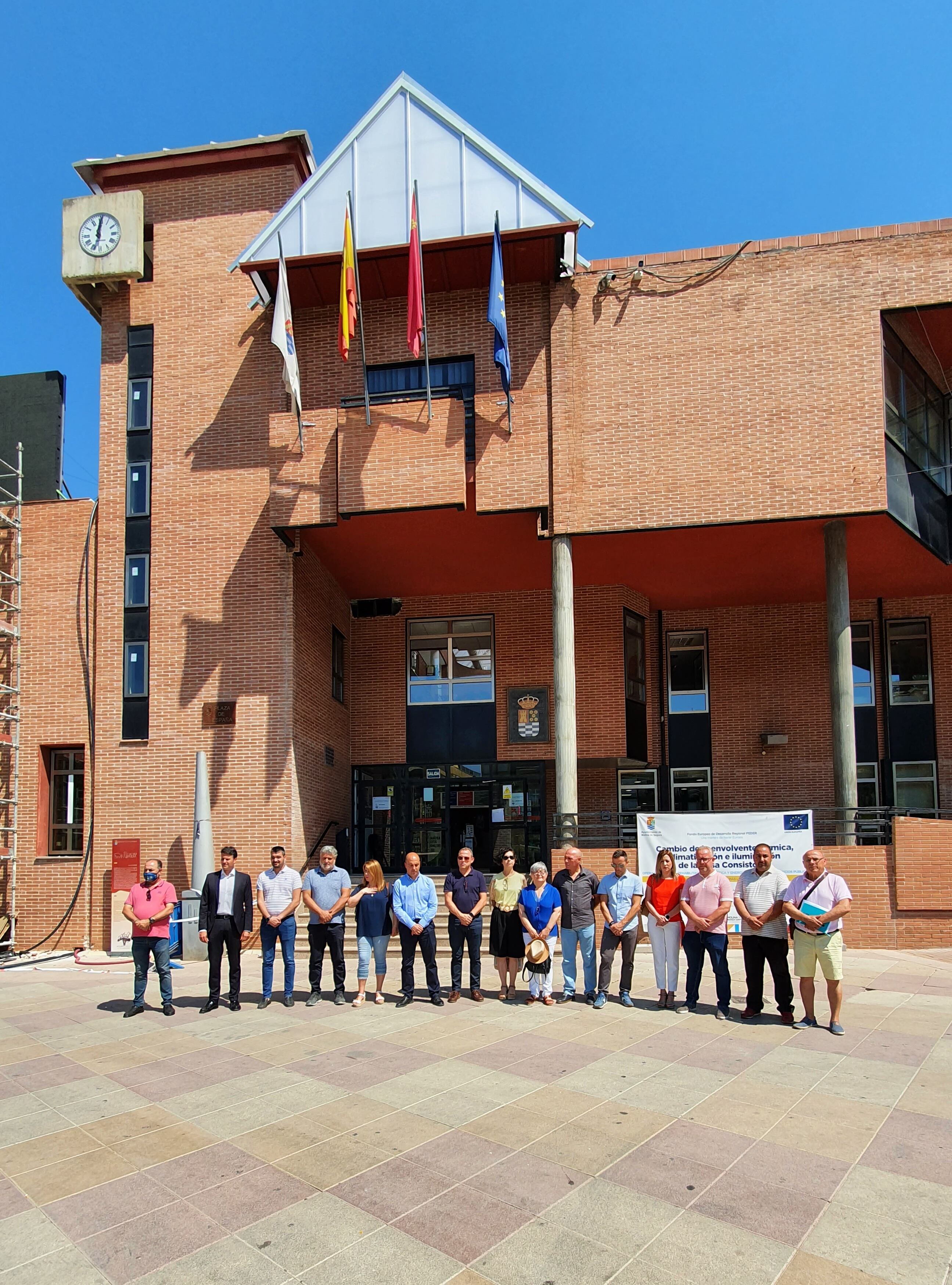 Molina de Segura también se ha sumado a los cinco minutos de silencio, convocados por la Federación Española de Municipios y Provincias (FEMP), en memoria de Miguel Ángel Blanco. Ayuntamiento Molina de Segura