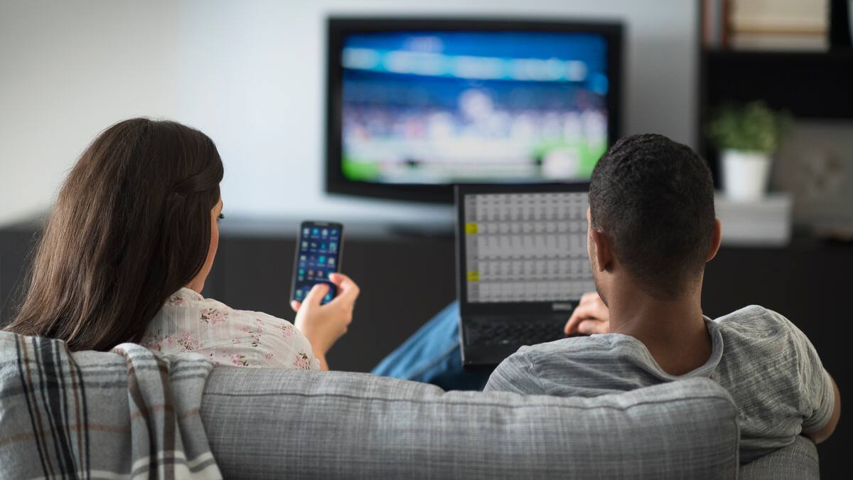 Realities cada vez más extremos, nostalgia y hasta vídeos de puntos negros: esto es lo que mandará en tus pantallas en los próximos 10 años