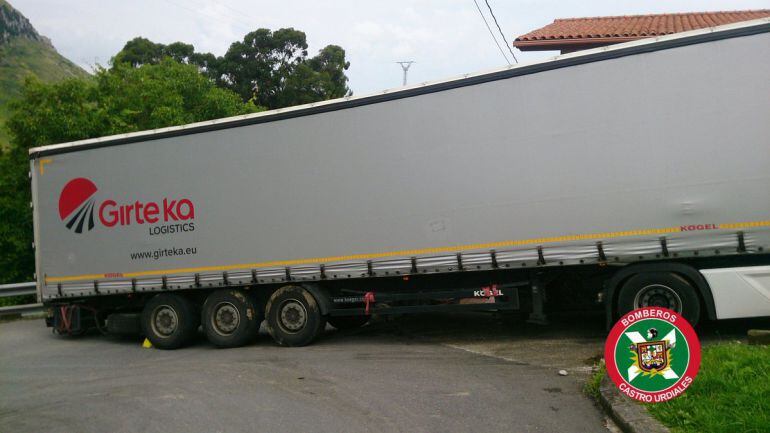 Los accesos al barrio de Sonabia permenecen cortados. 