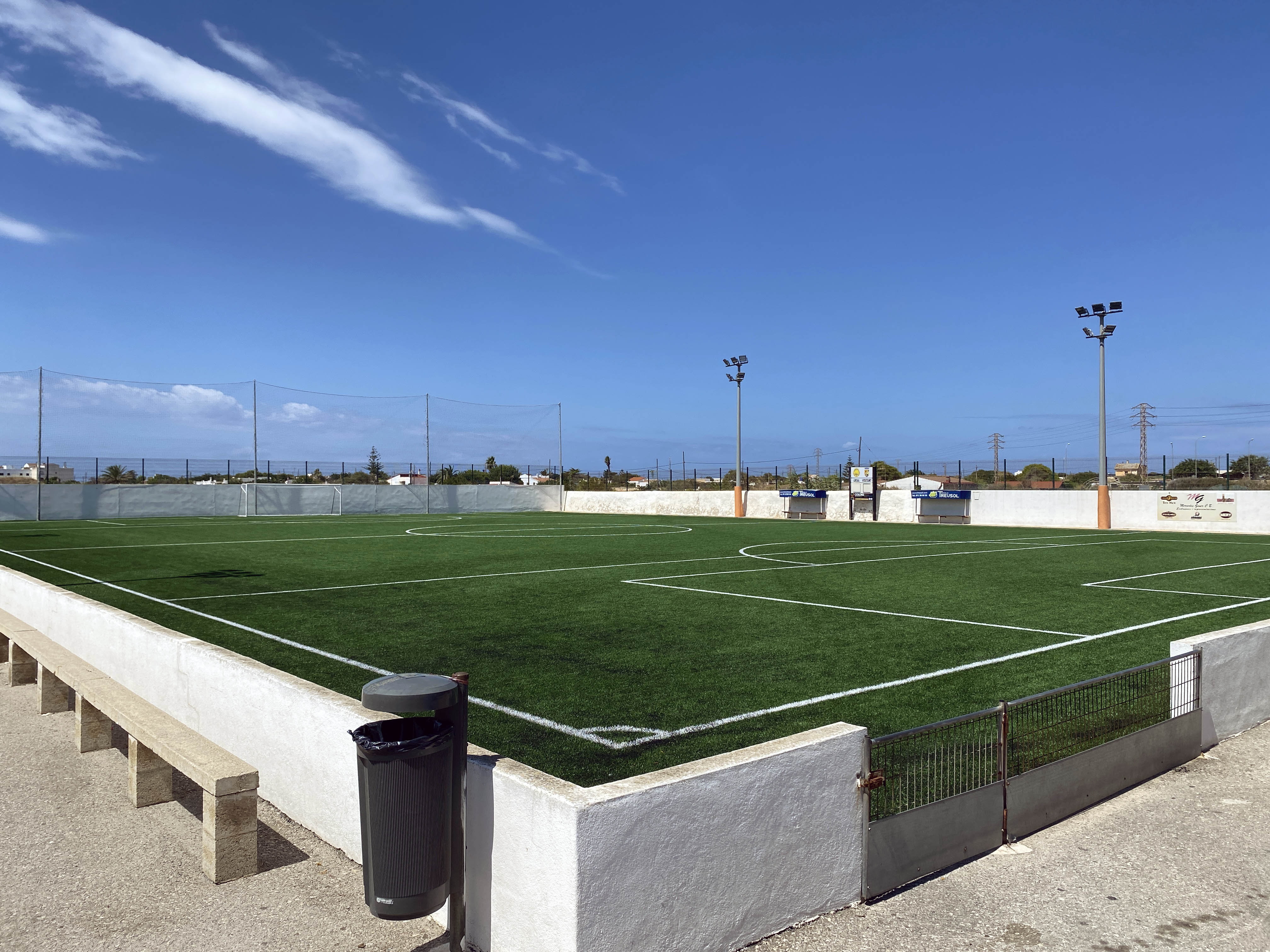 El camp de Ciutadella va acabar les feines de substitució del verd aquest mes.