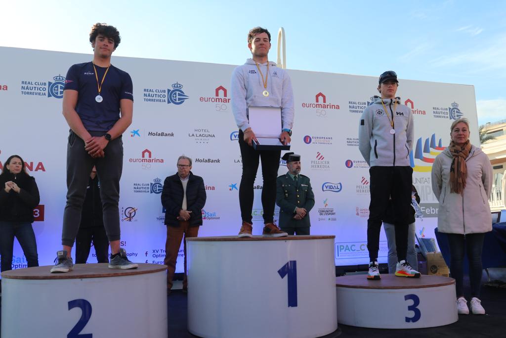 David Ponseti va rebre la Medalla d'Or del Campionat d'Espanya per guanyar la classe ILCA 6 tant a la seva categoria com a nivell absolut.