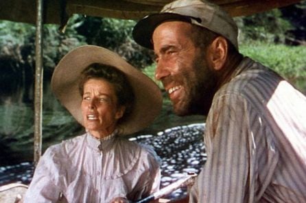 Katharine Hepburn y Humphrey Bogart. protagonistas de La Reina de África