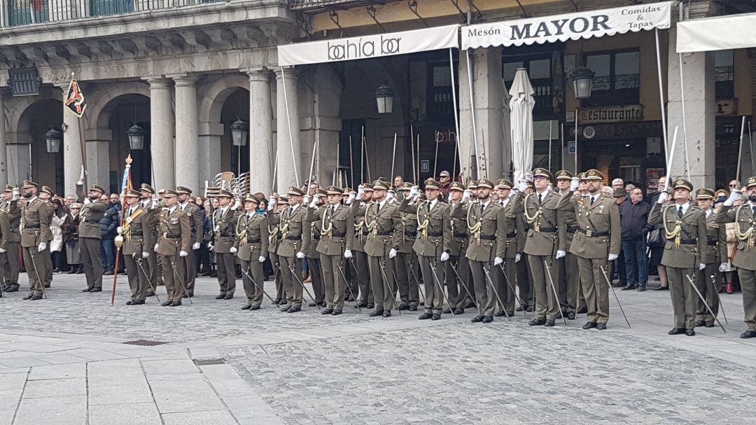 acto de jura de bandera en la Plaza Mayor 