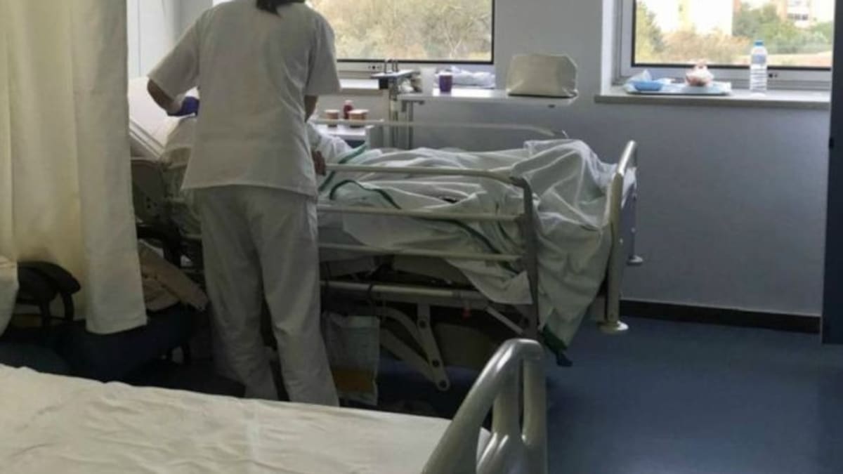 Cantabria suma otra muerte Covid y los nuevos casos caen a la mitad