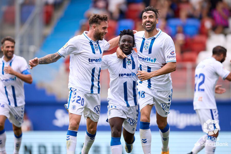 José Ángel, Mo Dauda y Enric Gallego son tres de los goleadores del Tenerife en lo que va de Liga.