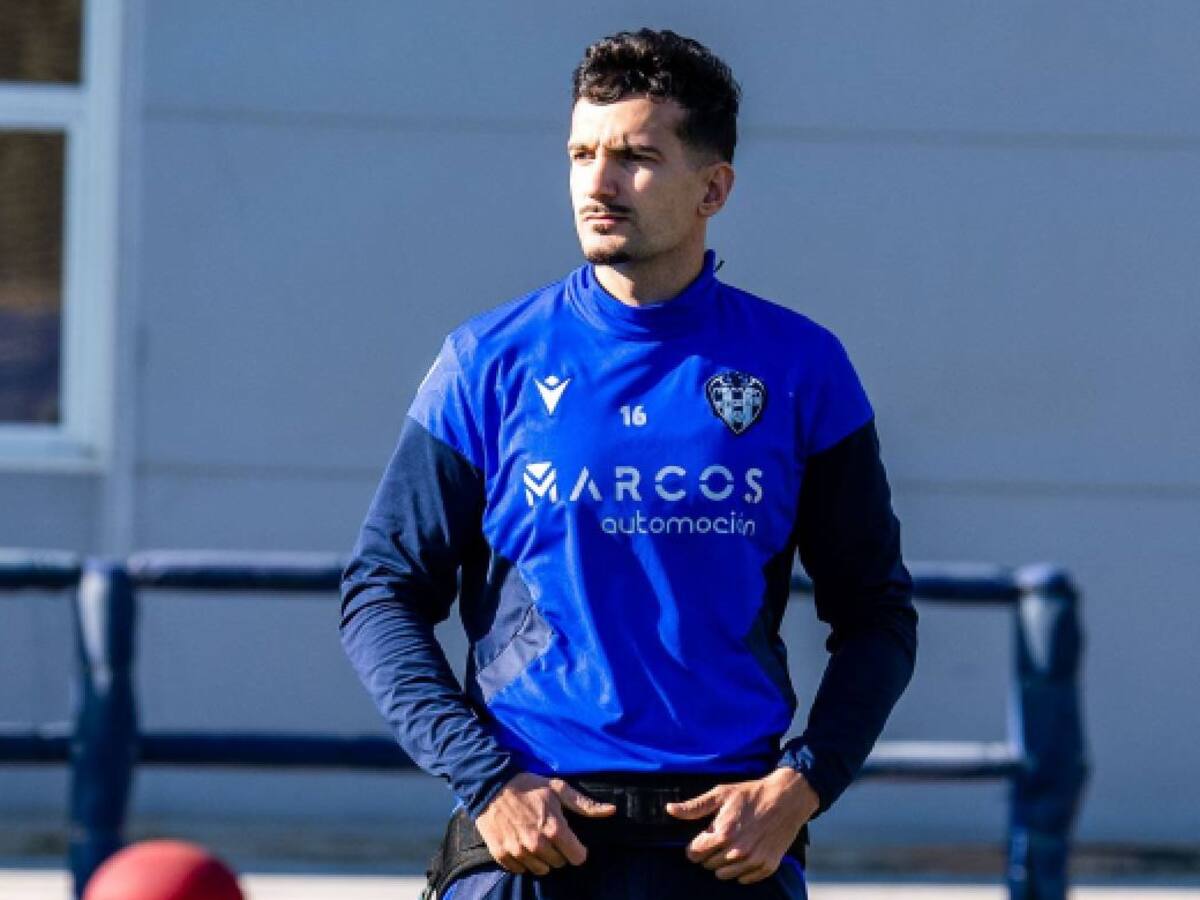 Calleja podrá recuperar a Álex Muñoz para el viaje a Huesca