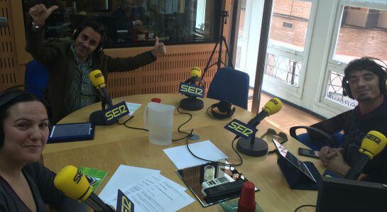 Maica Sánchez, Ángel Cruz y Fran Ropero en Hoy por hoy Murcia.