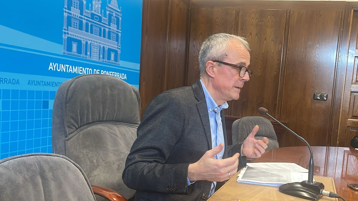 El PSOE denuncia a Morala por hablar de obras y de inspecciones en periodo preelectoral