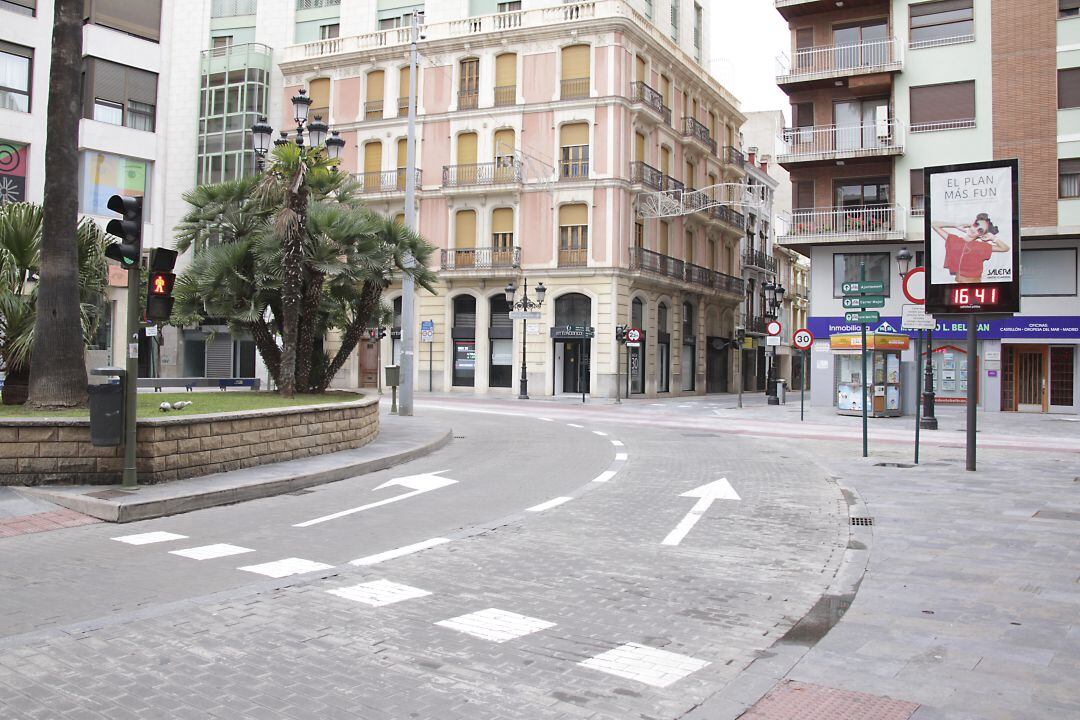 Las calles quedan vacías entre las 00.00 y las 06.00 horas