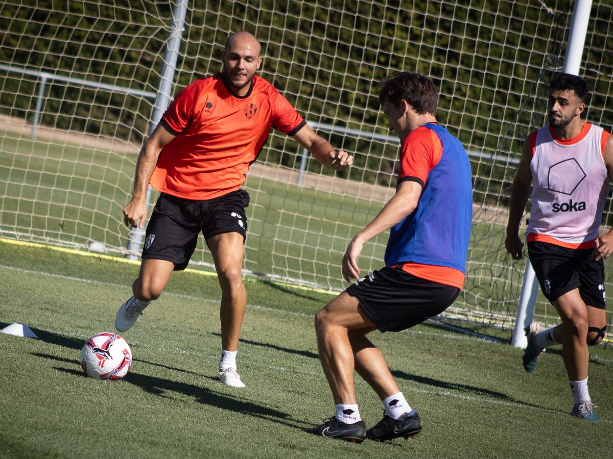 Intensa semana para la SD Huesca con dos amistosos