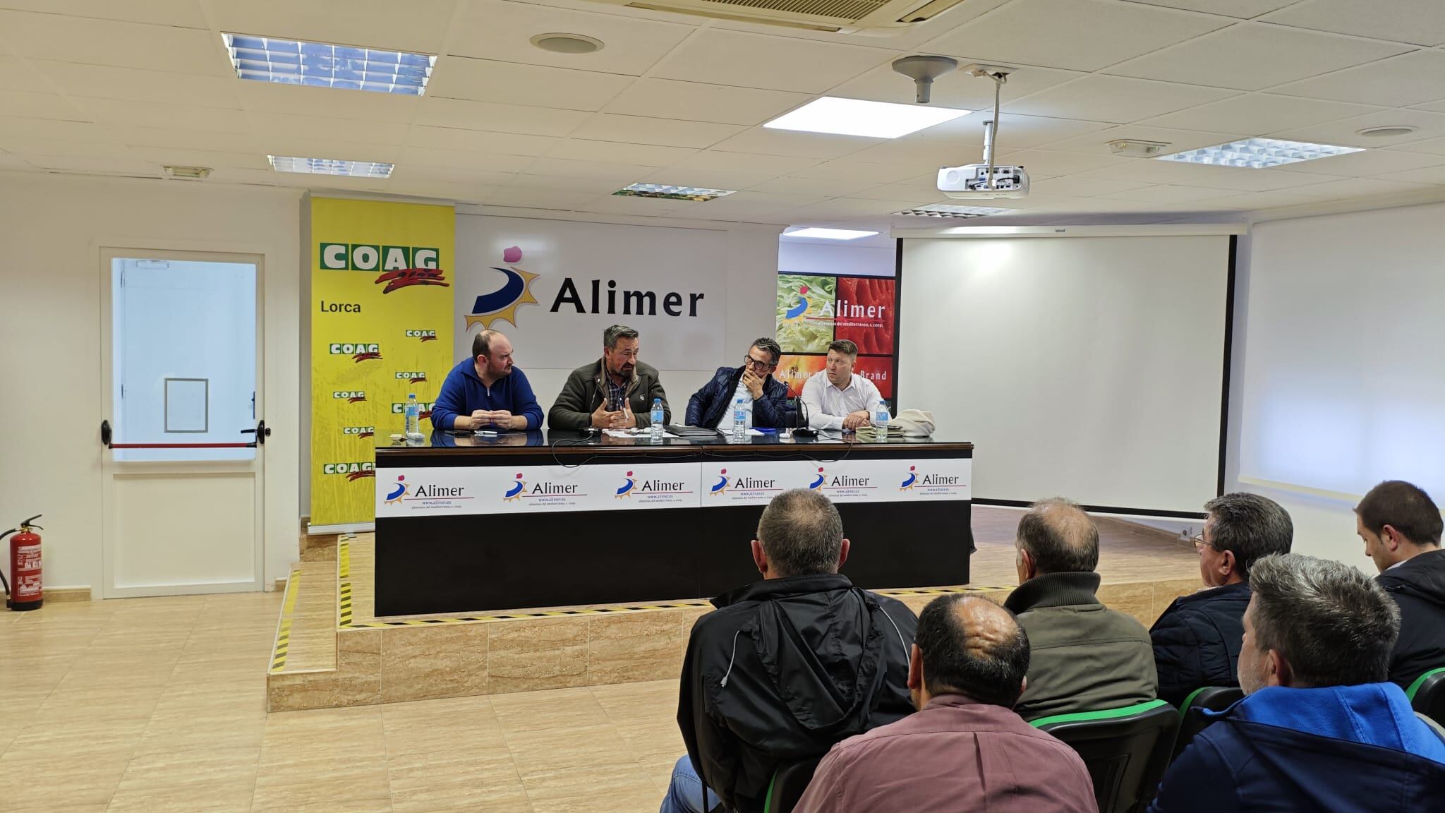 Reunión de Coag con los agricultores en Lorca