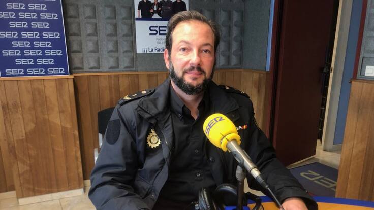 La Policía Nacional anima a los comerciantes pitiusos a denunciar los pequeños hurtos