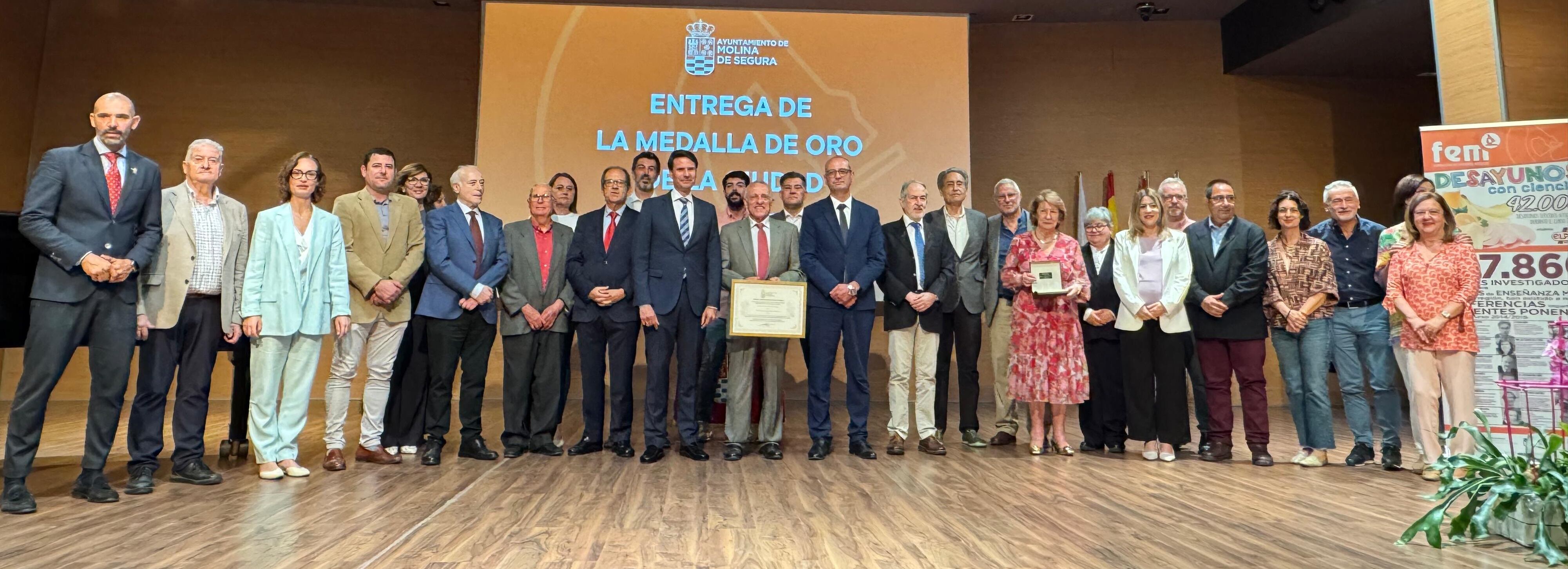 La Fundación de Estudios Médicos de Molina de Segura recibe la Medalla de Oro de la Ciudad