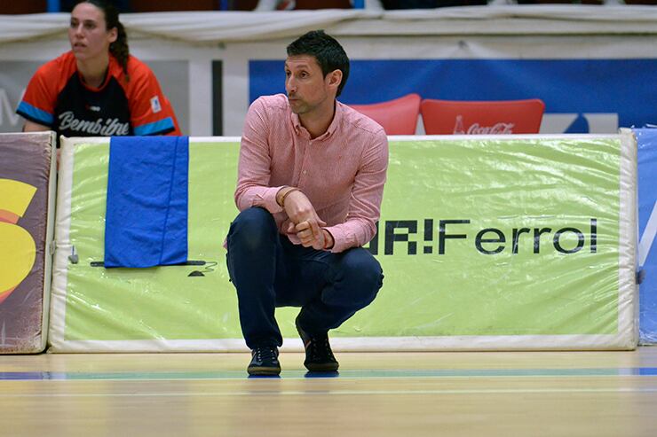 El conjunto berciano vuelve apostar por el técnico gallego