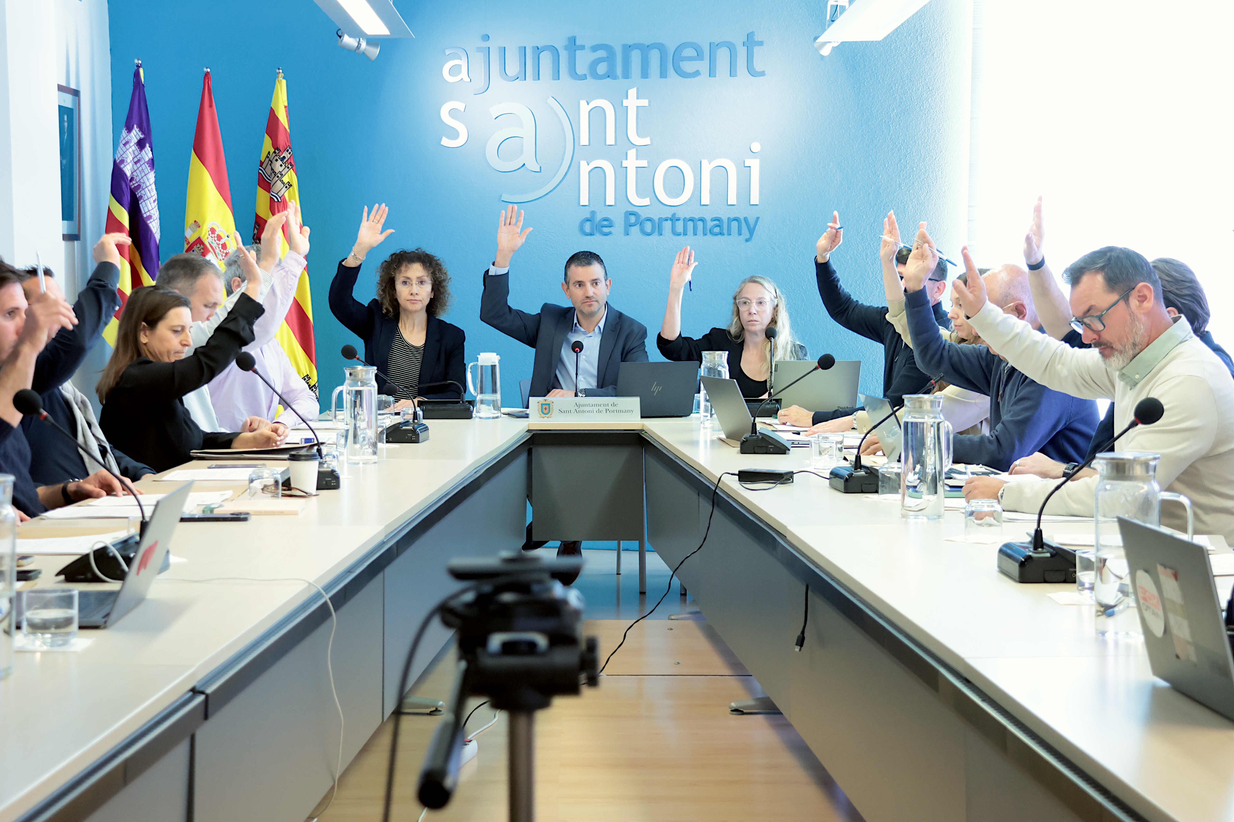 Un momento durante el pleno