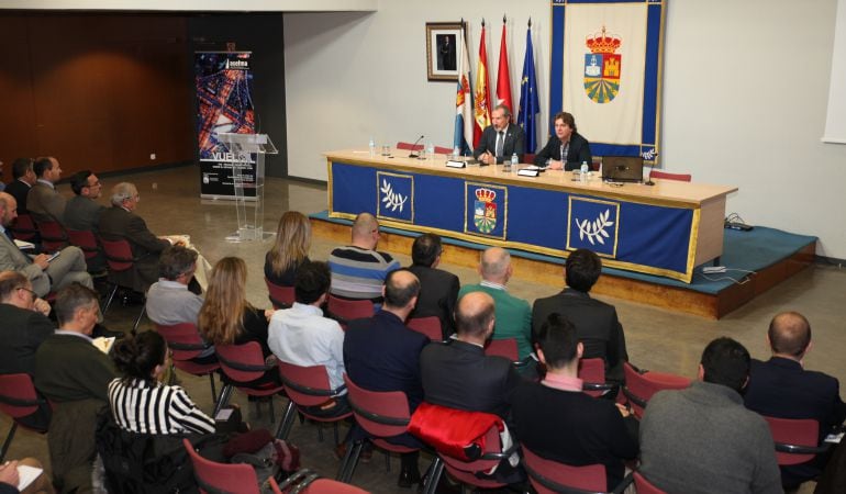 El Ayuntamiento fuenlabreño ha acogido la Jornada de la Asociación Española de Fabricantes de Mezclas Asfálticas.