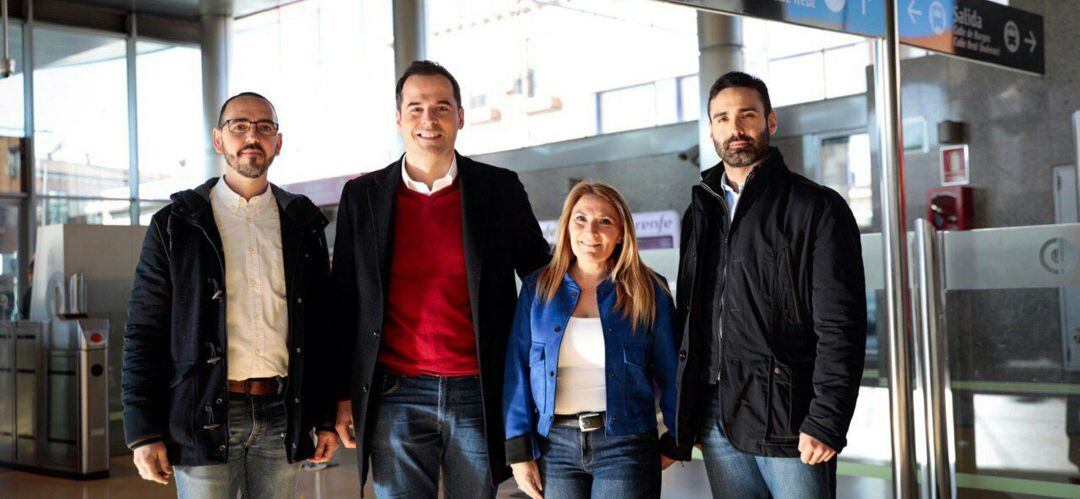 Guillermo Alegre, coordinador Cs Parla; Ignacio Aguado, portavoz Cs Madrid; Mónica Cobo, portavoz de Cs Getafe; y Sergio Brabezo, concejal de Cs en ayuntamiento de Madrid