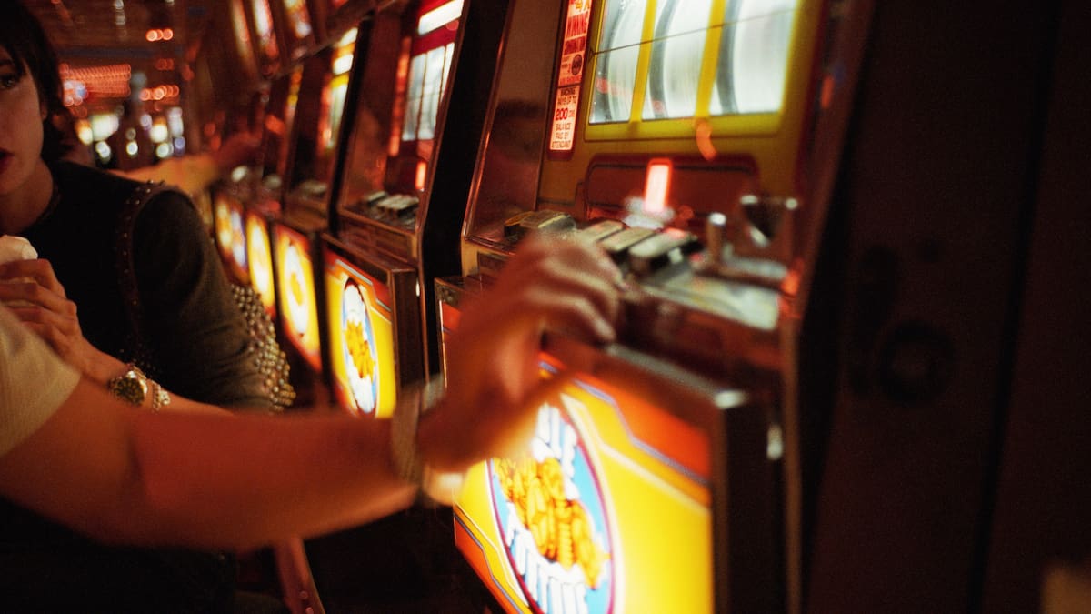 Detectadas tres infracciones en una amplia operación de la Policía Nacional en salones de juego