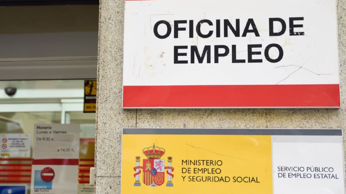 El perfil mayoritario en las listas del paro es mujer de nacionalidad extranjera y mayor de 44 años