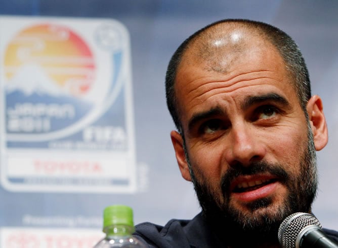 Guardiola, durante la rueda de prensa en Yokohama