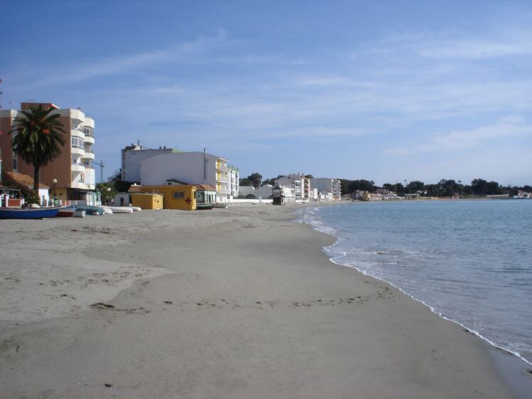 Playa de Puente Mayorga, donde supuestamente se produjo el accidente