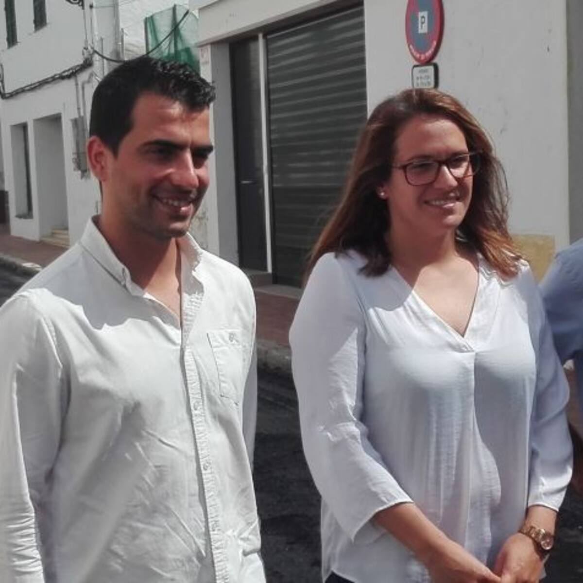 Susana Mora replica: "el asfaltado de la carretera general lo deciden los técnicos"