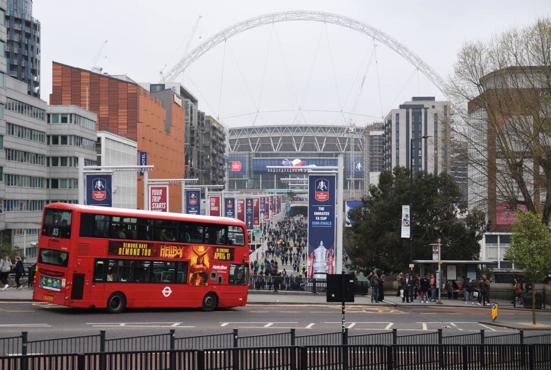 Vista de general de Londres con el estadio de Wembley al fondo