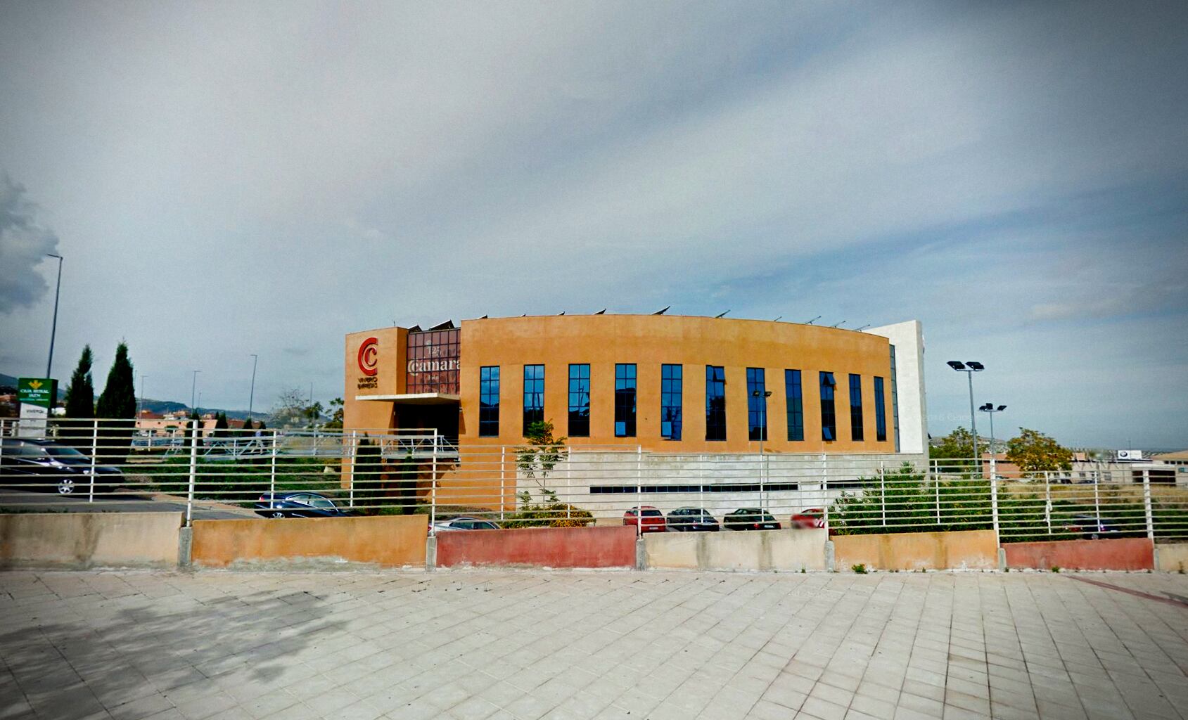 Edificio de la Cámara de Comercio de Jaén.