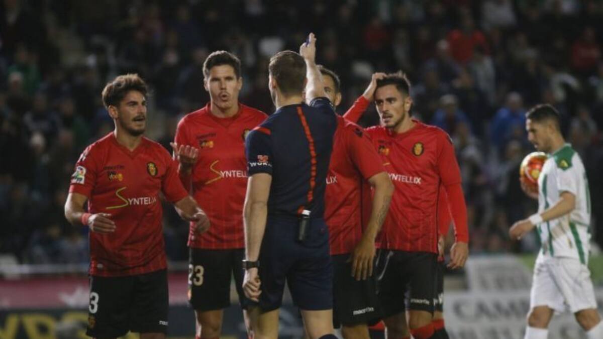 El Mallorca vuelve al descenso