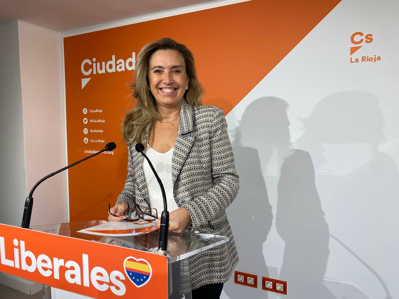 Belinda León asume la portavocía de Ciudadanos en el Parlamento de La Rioja tras la salida de Pablo Baena.