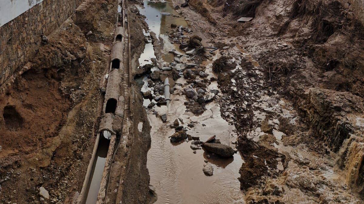 De Biescas a Valencia: hasta nueve camiones han conseguido llegar, pero "ahora hay que dejar trabajar en el terreno"