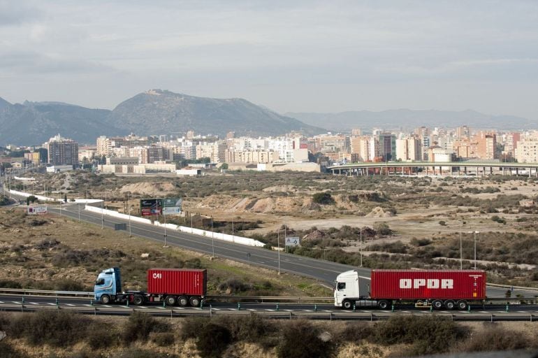 Nuevo capítulo sobre el tema de la descontaminación de los terrenos de &#039;El Hondón&#039;