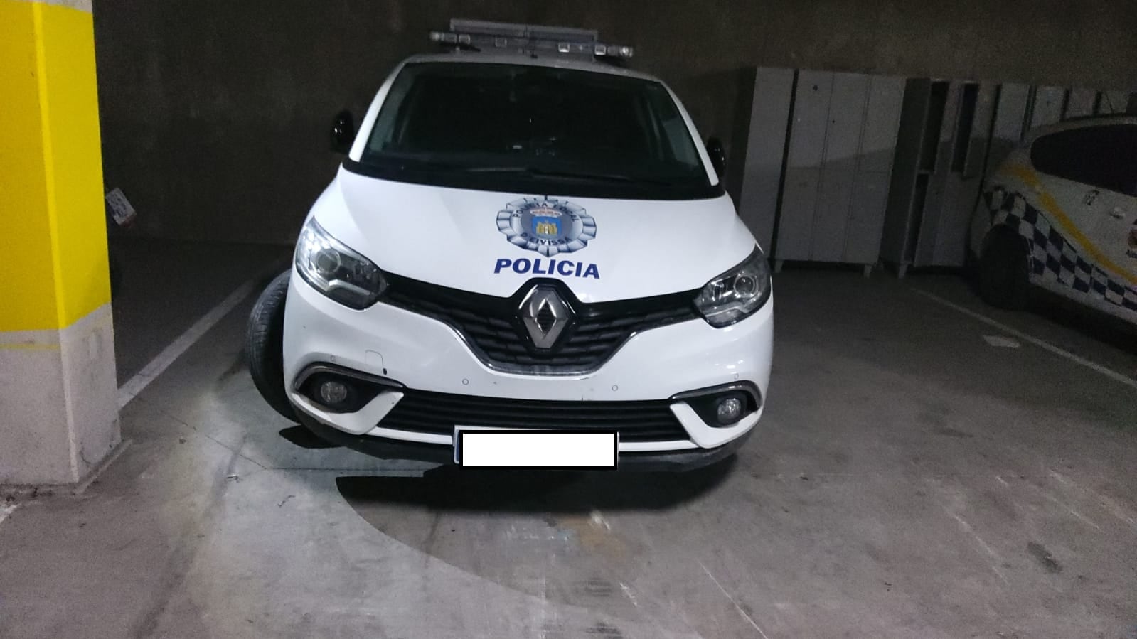 Coche policial implicado en la persecución