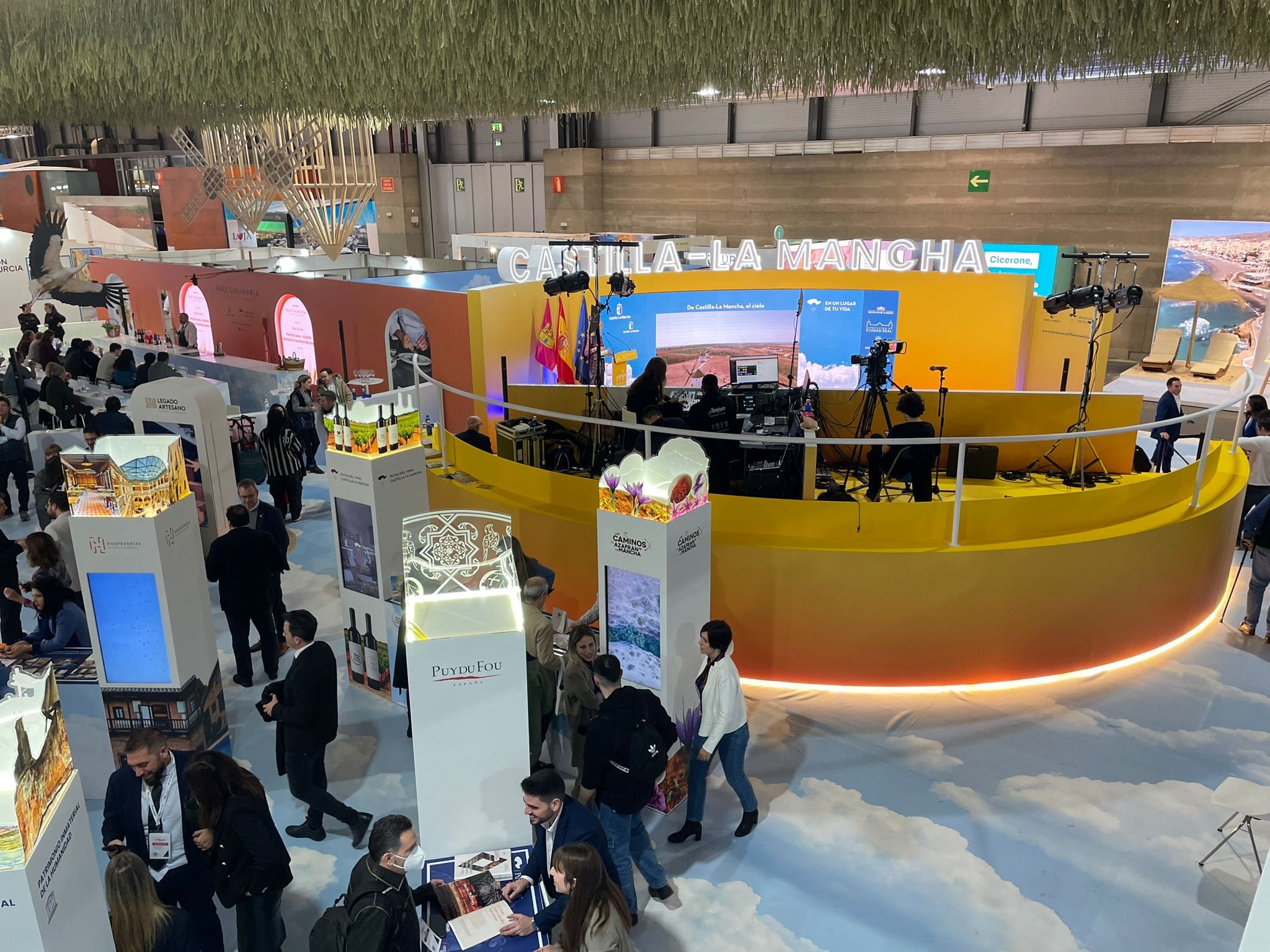 Imagen del stand de Castilla-La Mancha en la edición 2025 de Fitur