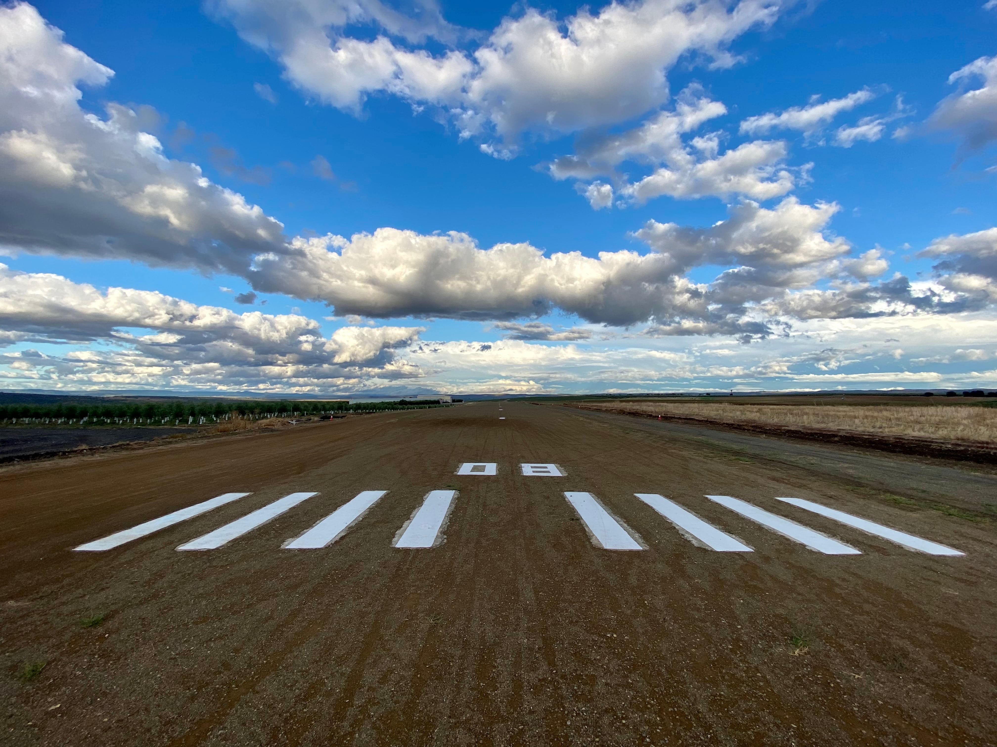 Cabecera de pista del Aeródromo de Villafranca de Córdoba