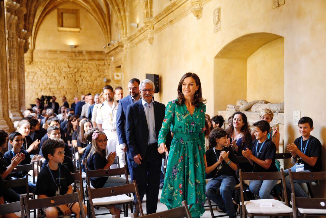 La Reina Letizia asiste a la clase magistral de Aarón Zapico.