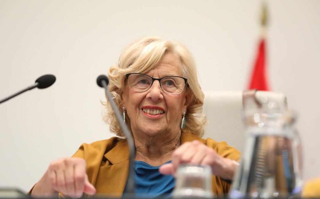 Carmena cree que su legado será la &quot;humanización de la política&quot; y se marcha con su equipo &quot;orgullosos&quot; por lo realizado 