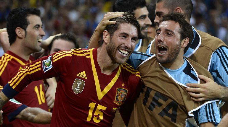 Sergio Ramos y Cazorla, en la Copa Confederaciones de 2013.