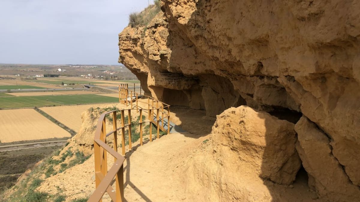 Fotografías en 3D determinarán el estado de la roca en las Cuevas Menudas
