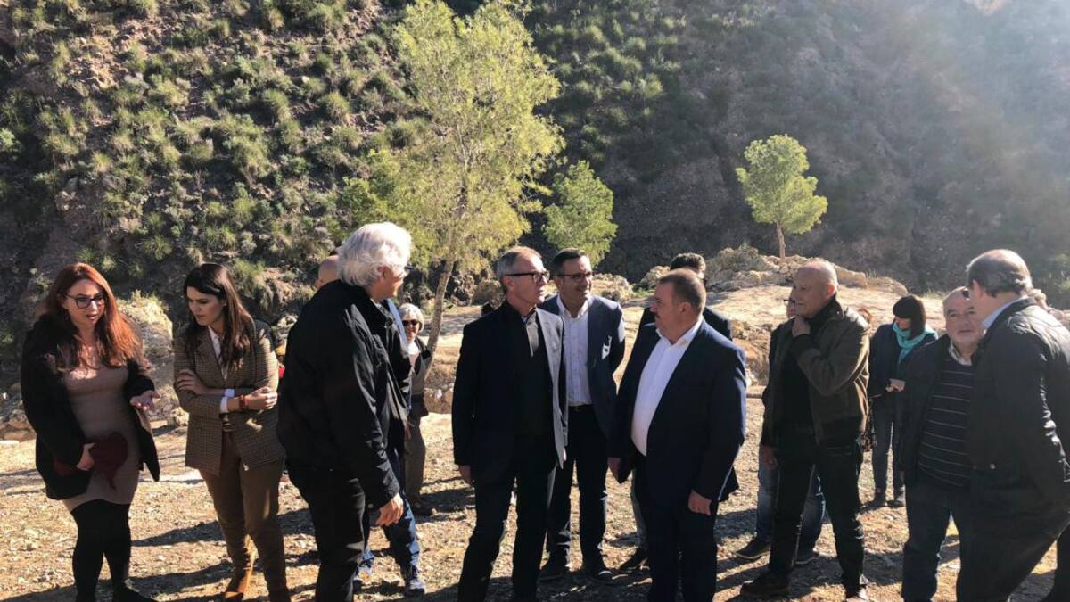 El ministro de Cultura, "impresionado" por el yacimiento de La Bastida