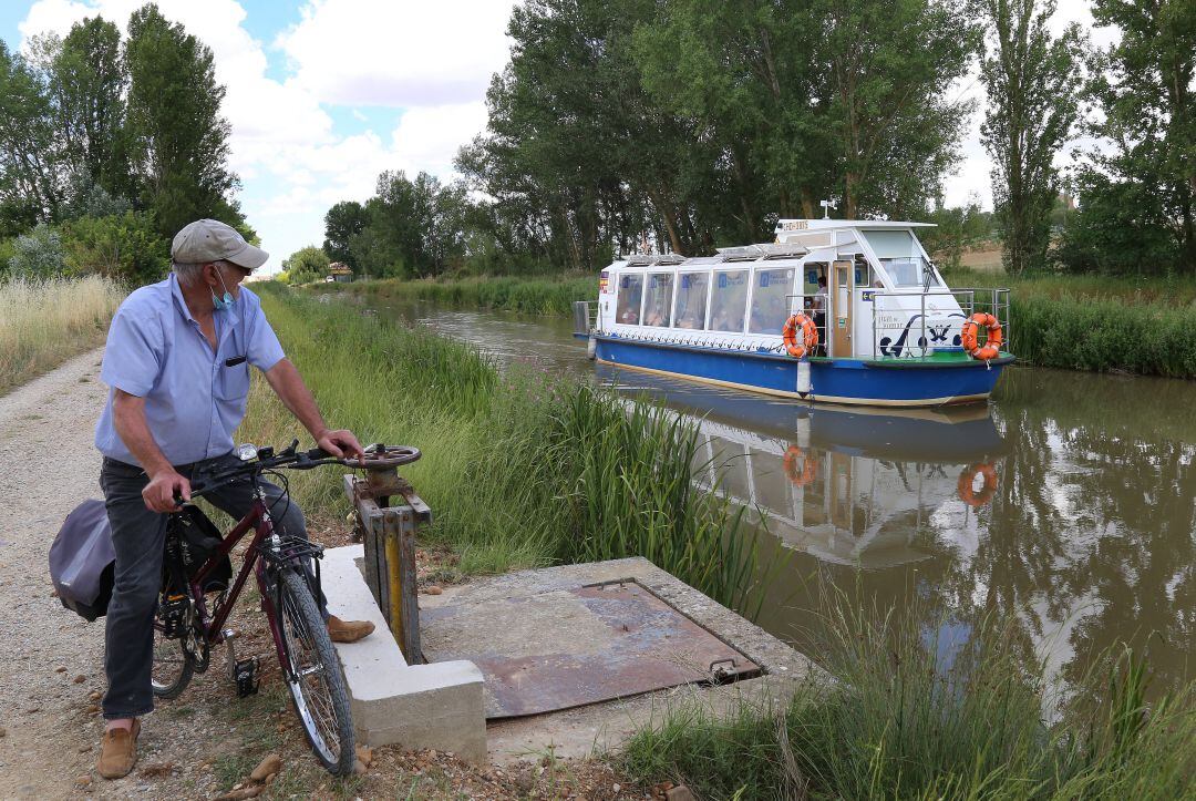 El tramo que discurre entre Boadilla del Camino y Frómista, Camino de Santiago, se puede visitar en barco