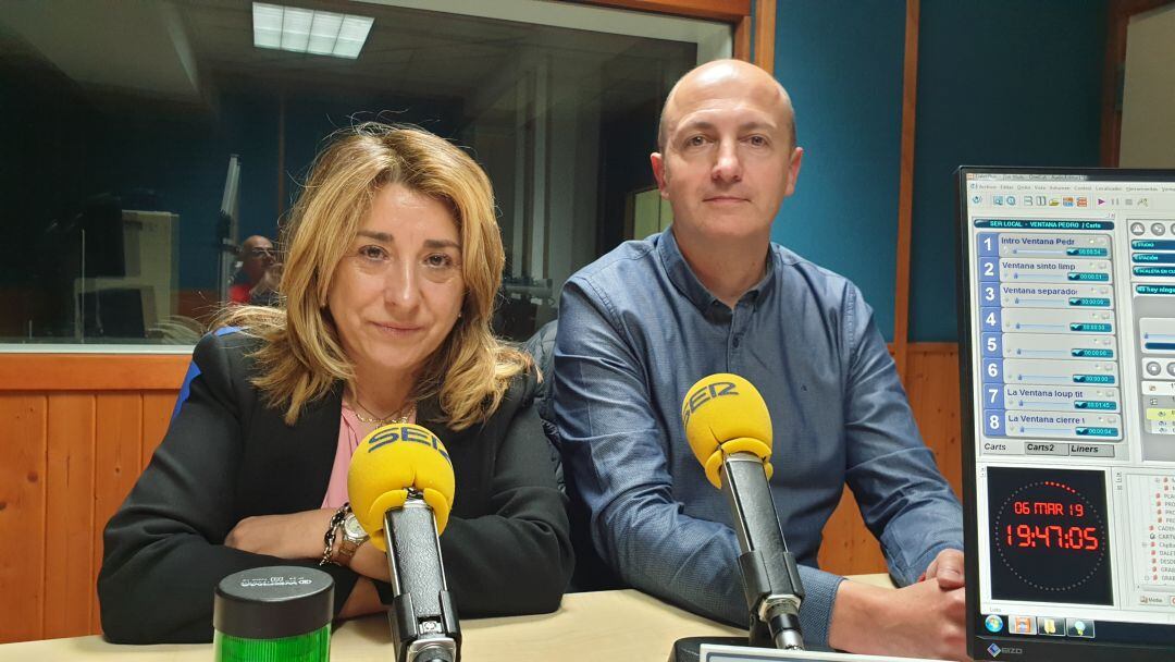 Teresa Huerta y Luis Marina en la tertulia de La Ventana de Cantabria 