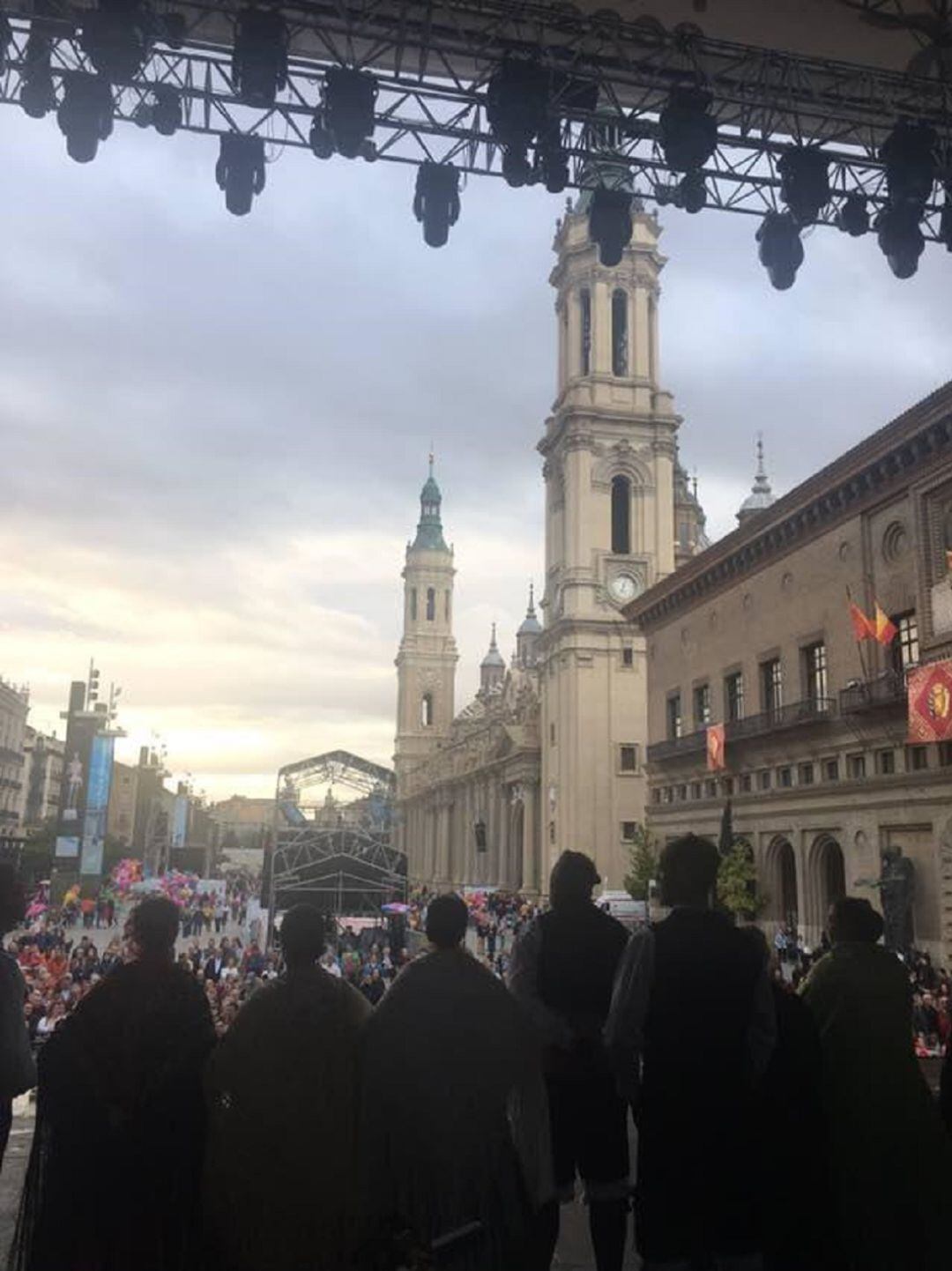 Momento de interrupción de las fiestas