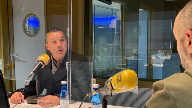 Escobar ha comentado con Xavi Sidro la actualidad del Castellón