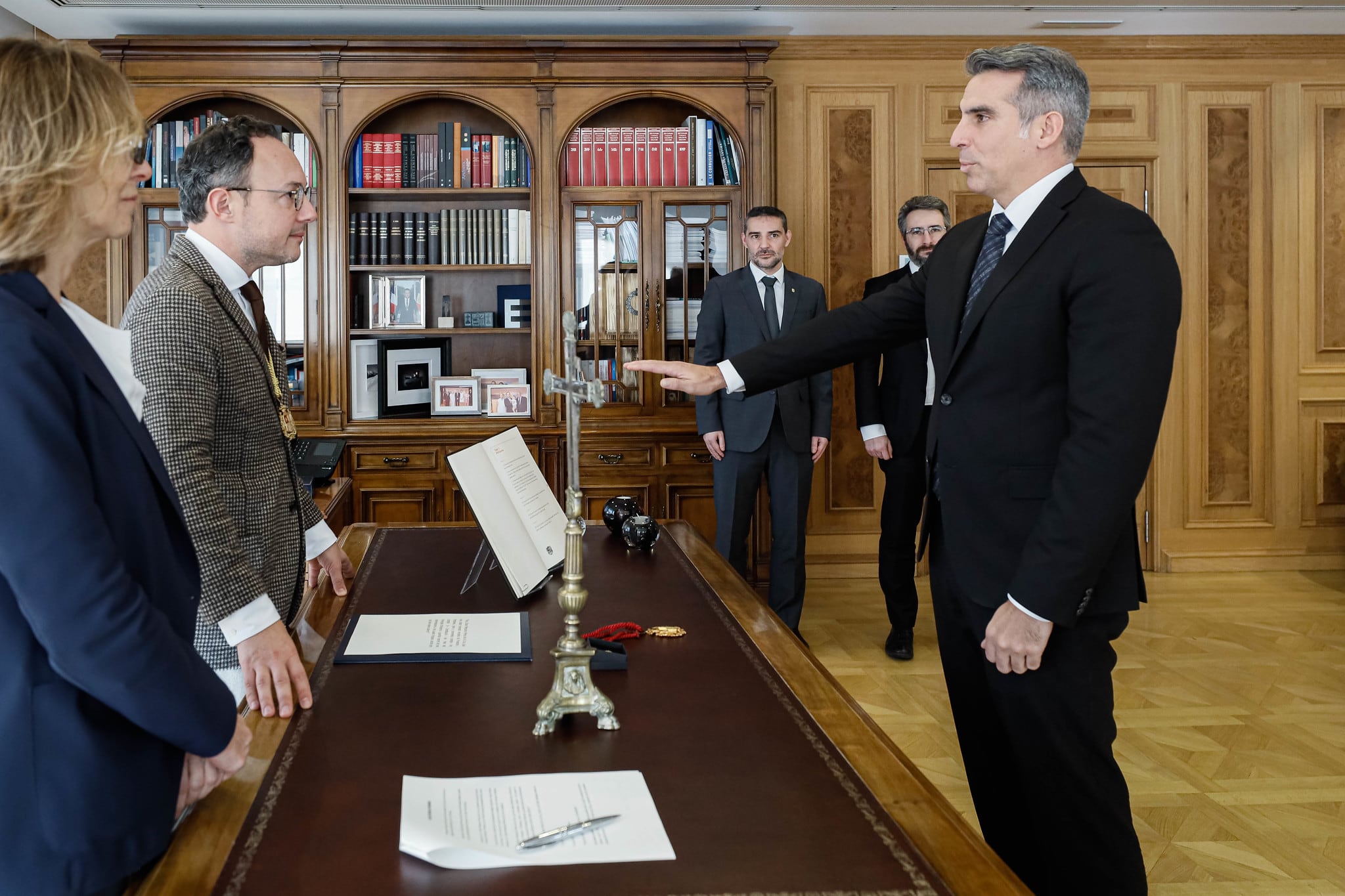 Acte de jurament del nou ministre de Finances i ministre Portaveu, César Marquina.