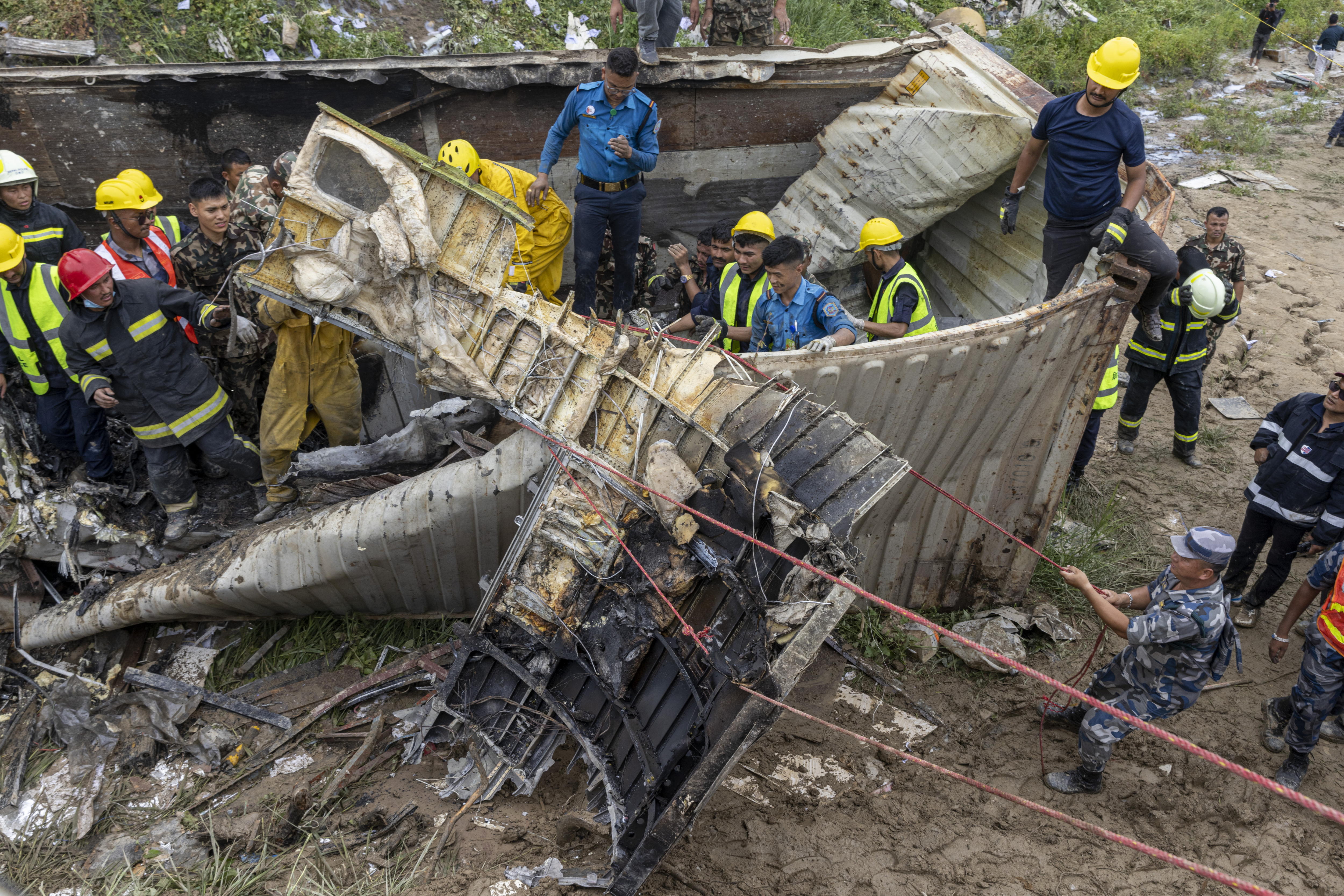 Avión siniestrado en Kathmandu (Nepal).