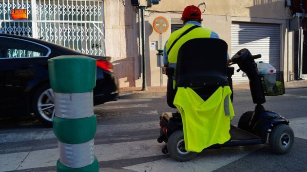 José Vicente García nos ha hablado de lo difícil que es moverse en su silla por Murcia