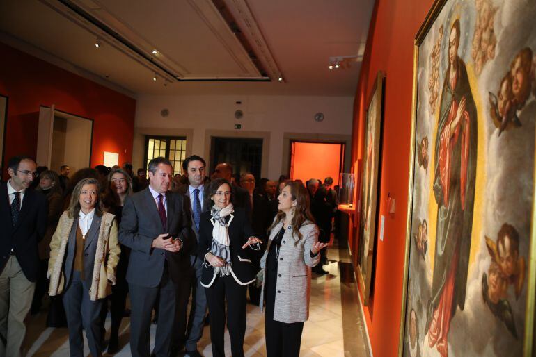 El alcalde de Sevilla, Juan Espadas, durante la inauguración en el Museo de Bellas Artes de la exposición &#039;Francisco Pacheco, Teórico, Maestro y Artista&#039; junto a la consejera de Cultura de la Junta de Andalucía, Rosa Aguilar, y el consejero de Turismo y D