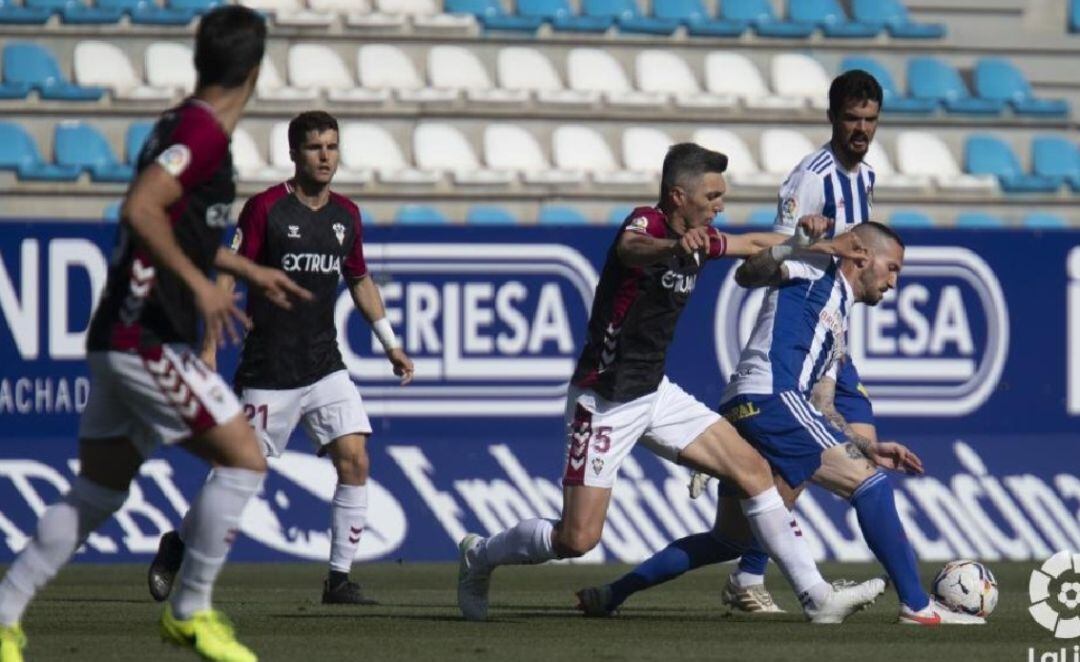 Victoria del Albacete este sábado en Ponferrada